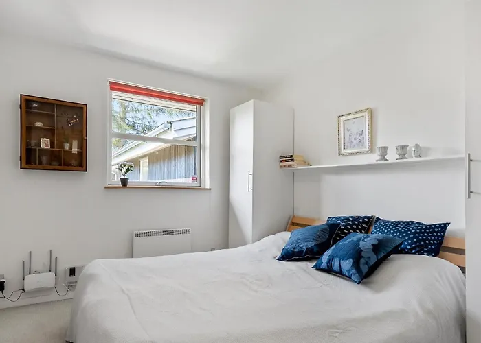 Gorgeous In Vaeggerlose With Wifi Hébergement de vacances Bøtø By